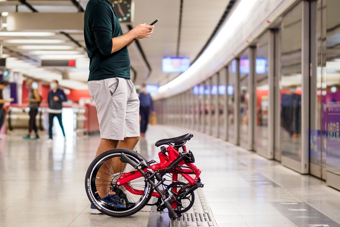 Mit dem Faltrad in die Bahn