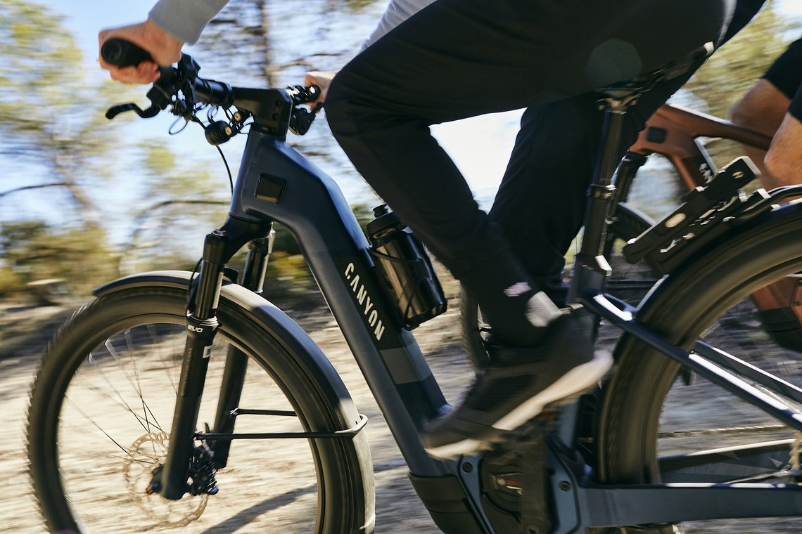 Gebremst wird das stämmige E-Bike mit Magura MT Thirty Bremsen mit 4-Kolben an der Front und 2-Kolben am Heck.