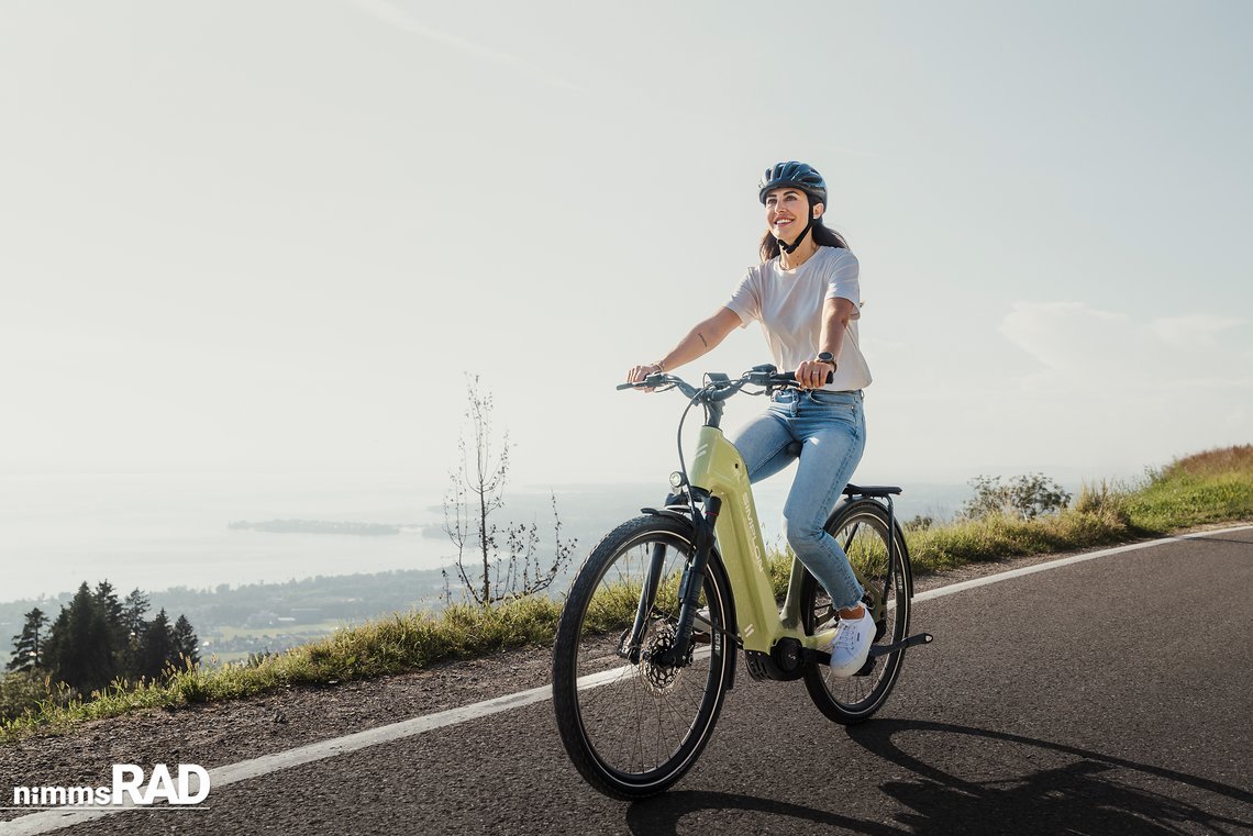 Dank des modularen Akkukonzepts und der optionalen Dual-Battery-Option sind Reichweiten von über 300 km möglich.