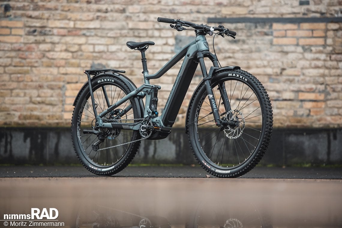 Das Numinis R2700i EQ SUV-E-Bike verfügt über einen stabilen Aluminiumrahmen mit sportlich-aufrechter Geometrie.