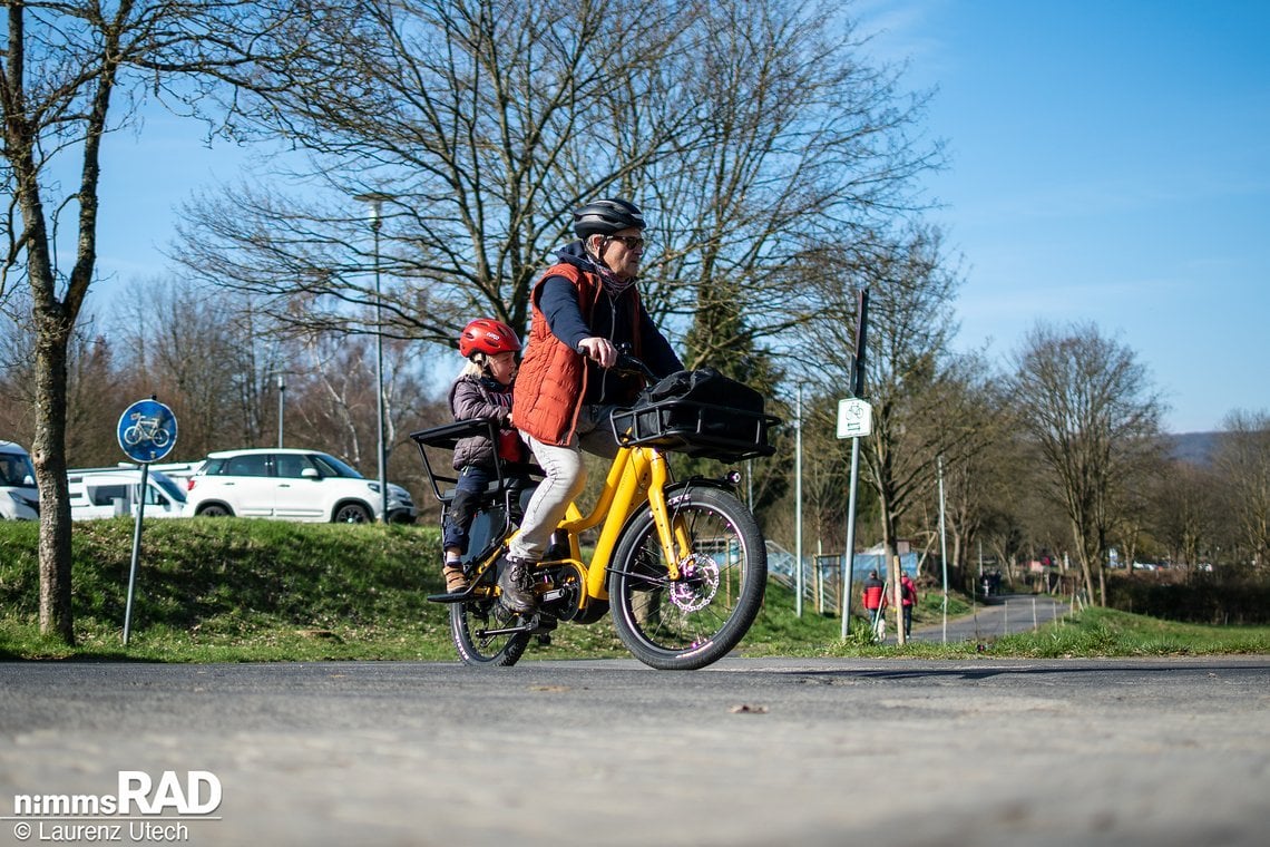 Insgesamt gibt sich das Momentum PakYak E+ im alltäglichen Einsatz als robustes und einfach zu fahrendes Longtail mit gutmütigen Fahreigenschaften.