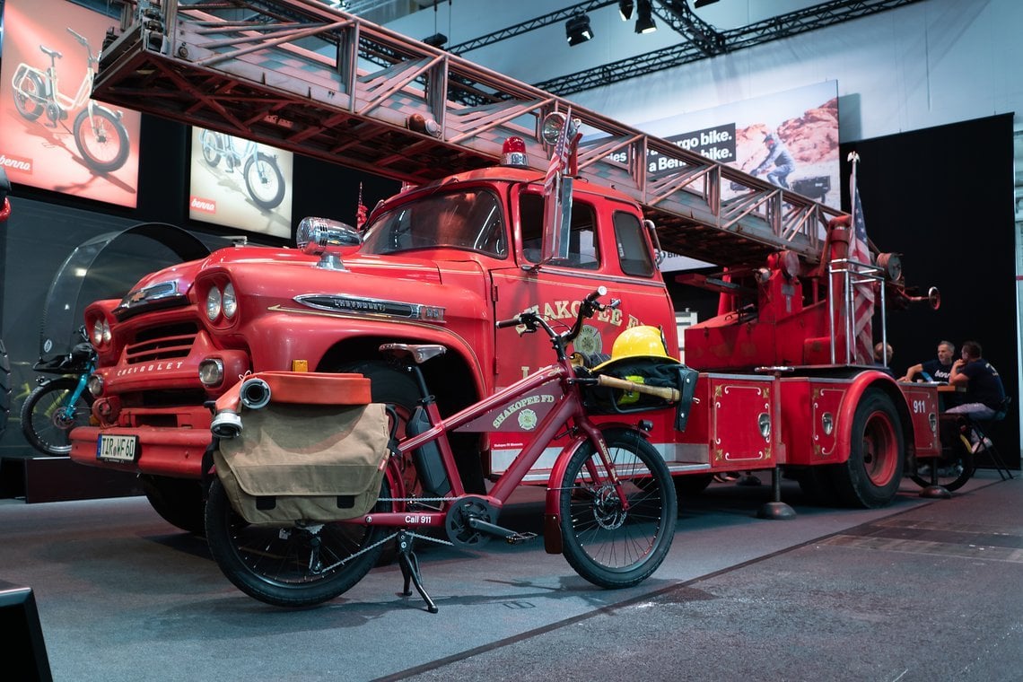 … und eignet sich daher auch als Nutzfahrzeug für die Feuerwehr.