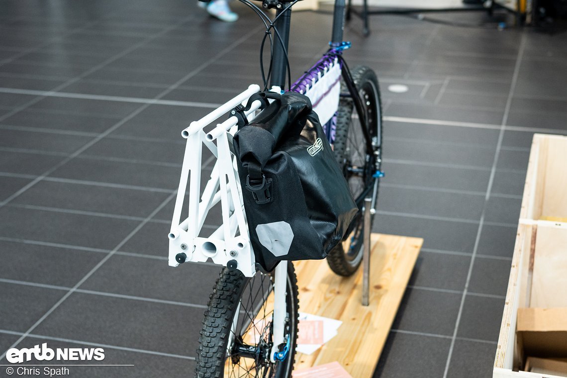 Eines unserer Messehighlights ist die Elephant Cargo Fork von Apriko Bikes.