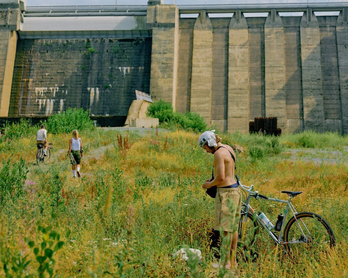 Verwischen die Grenzen zwischen Fahrrad-Trend, Mode und einem Sommerurlaub mit Freunden: Pelago und Element.