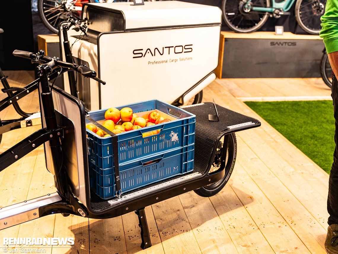 Das Cargobike von Santos soll ein maximales Systemgewicht von 250 kg aushalten und richtet sich an gewerbliche Nutzer:innen.