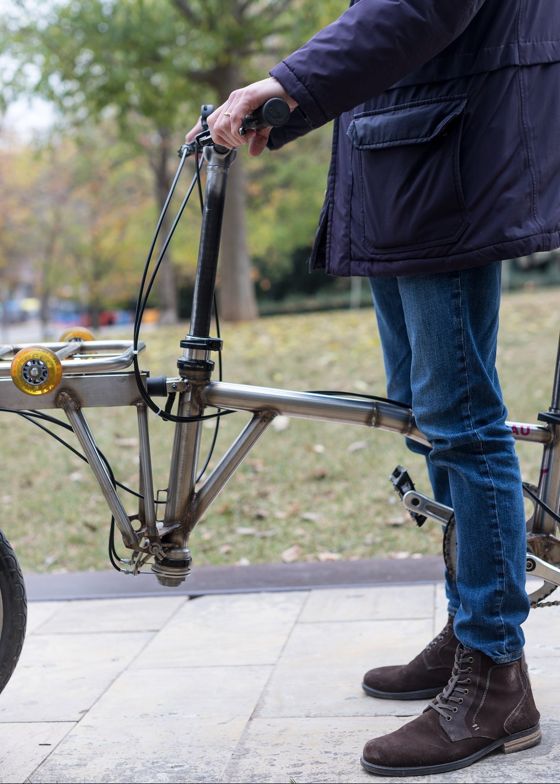 Die Hauptelemente des Brau Cycle sind in der Fahrposition durch das Eigengewicht arretiert.