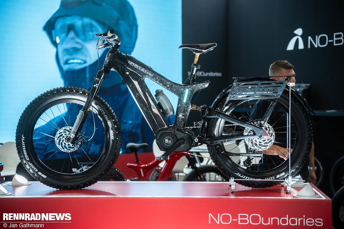 Carbon, Power, Hightech: Das No Boundaries bringt Monstertruck-Feeling ins E-Bike-Segment.
