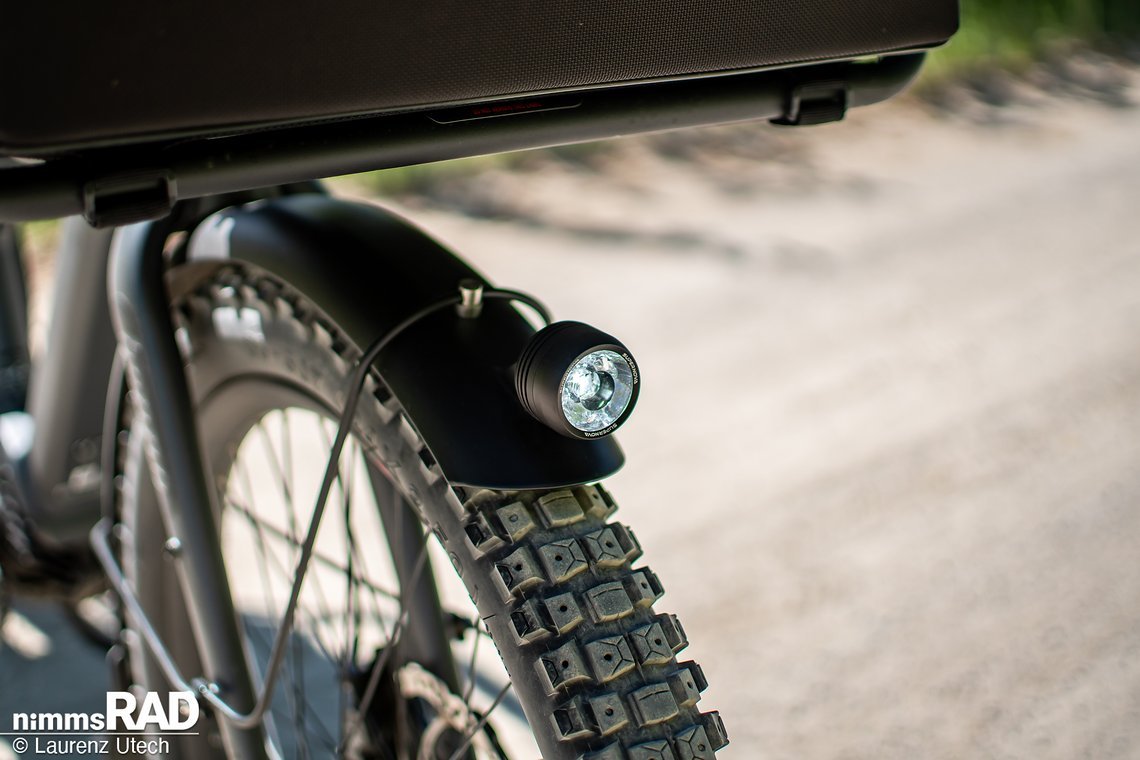 Eine Kombination, die sich eher zum Bikepacking eignet als für den gefährlichen Stadtverkehr.