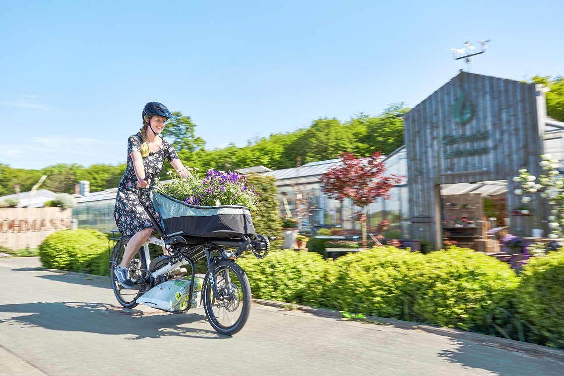 ... und ist im Handumdrehen zum Cargobike umgebaut.