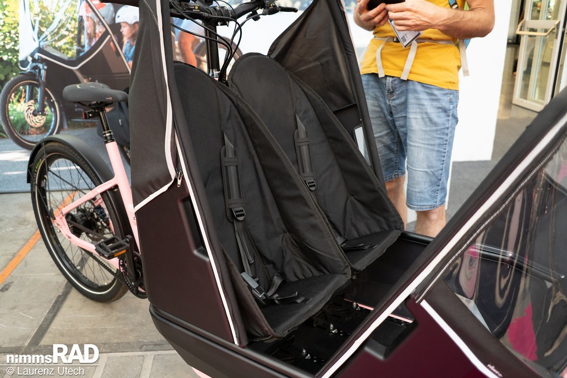Cluuv-E-Cargo-E-Dog-Eurobike-2