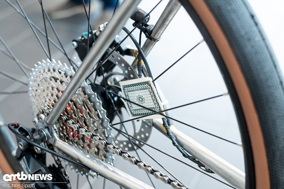 Dank Unterstützung durch den Luxemburgischen Staat, liegt der Rahmenpreis trotz Handarbeit bei unter 2.000 €!