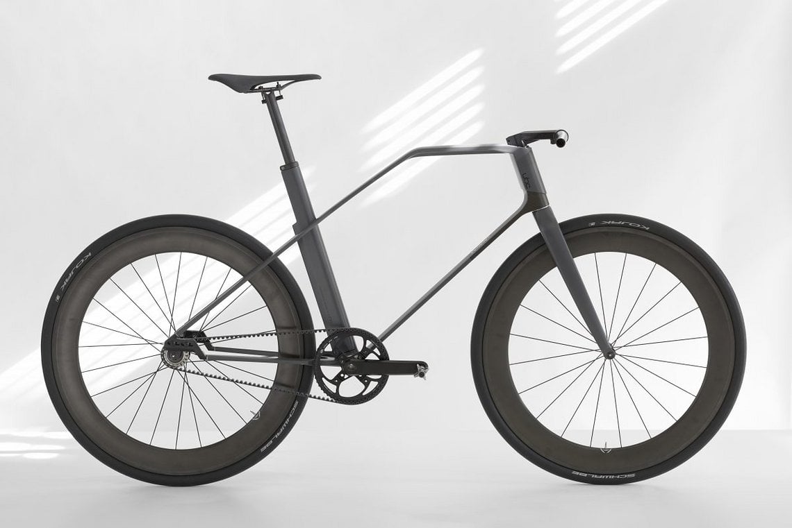 Leicht, minimalistisch, geradlinig: Das radikale Carbon-Fixie von Lokalmatador Christian Zanzotti.