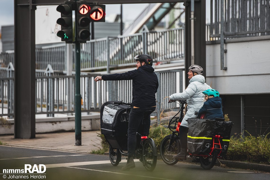 Das praktische Muli eignet sich gut für die Beförderung von Kindern.