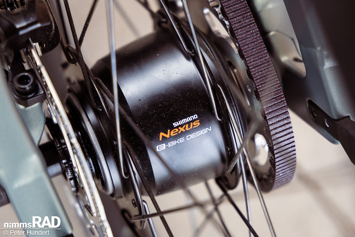 Die Shimano Nexus Inter-5 Nabenschaltung verfügt über 5 Gänge mit großen Gangsprüngen und wird durch einen Microshift-Schalthebel betätigt.