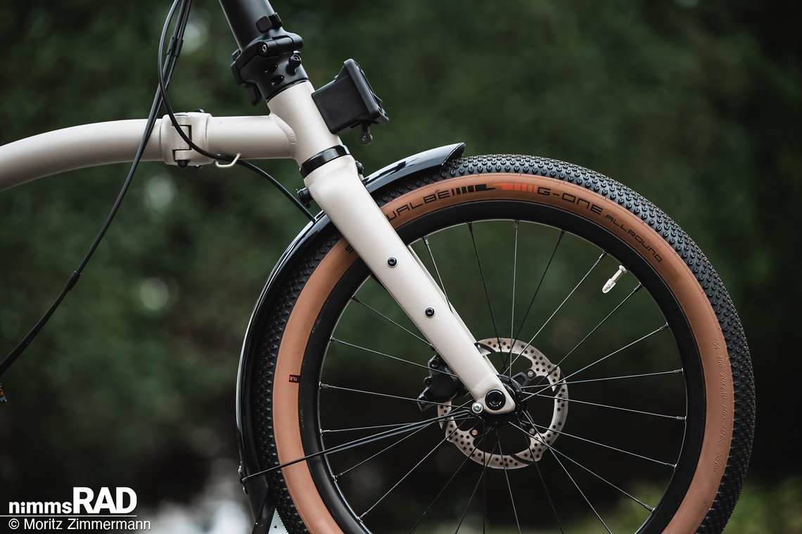 Die G Line ist Faltbikepacking-ready mit Mounts an der Gabel, einem Adapter für Brompton-Fronttaschen …