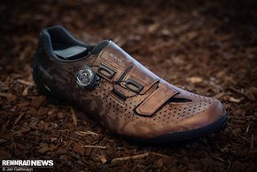 Den Gravel- und MTB-Schuh RX8 gibt es in einer neuen Farbe.