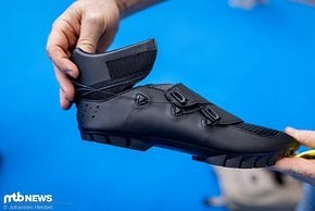 Der Lintaman A1 Schuh möchte einen möglichst guten Sitz erreichen – dank eines speziellen Systems.