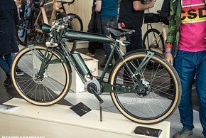 Ormonde aus dem UK baut handgemachte E-Bikes, inspiriert von Motorrädern aus dem Anfang des 19. Jahrhunderts
