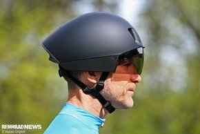 Der neue POC Procen Air will ein Aero-Helm nicht nur für Zeitfahren und Triathlon sein