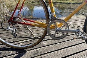 Mit 42-19 als kleinstem Gang würde sich heute niemand mehr auf Gravel Pisten wagen