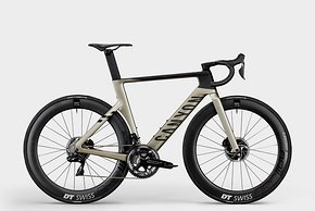 Canyon Aeroad CFR Disc Di2 Tinted Chrome