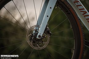 Die Roval Terra C Carbon Laufräder helfen das Gewicht niedrig zu halten