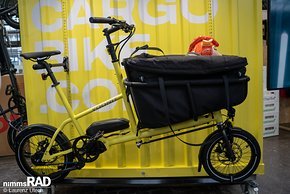 Das Joonit Cargobike nutzt 16-Zoll-Räder für einen ultrakompakten Aufbau