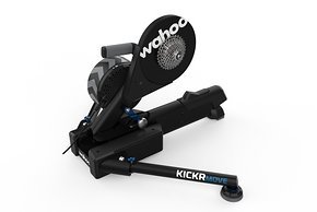 Wahoo Kickr Move – der Smarttrainer, der vor- und zurück rocken kann.