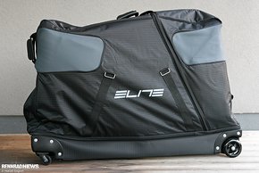 Die Elite Borson Fahrrad-Transporttasche besteht hauptsächlich aus festem, gepolstertem Stoff
