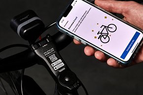 Wie es sich für ein modernes E-Bike gehört, kann auch das Elops Speed 900E für zusätzliche Funktionen mit der passenden App gekoppelt werden.