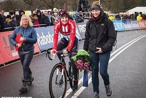 Lucinda Brand freute sich über den Sieg in Hoogerheide