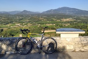 Das Scott Team Issue wurde angeschafft, um den Mont Ventoux in der Provence in Angriff zu nehmen.