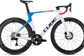 Ein Aero-Rennrad mit Shimano Dura Ace Di2 Gruppe inkl. Powermeter und schnellen Carbon-Laufrädern muss keinen fünfstelligen Betrag kosten