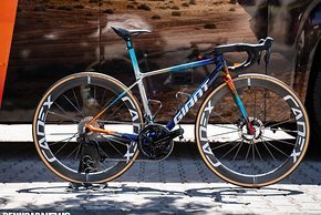 Giant TCR Advanced SL von Simon Yates.