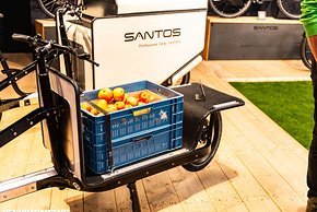 Das Cargobike von Santos soll ein maximales Systemgewicht von 250 kg aushalten und richtet sich an gewerbliche Nutzer:innen.