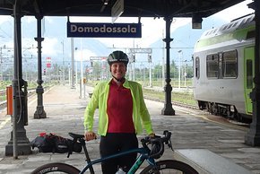 Die Anfahrt mit dem Zug endet in Domodossola – auf geht's!