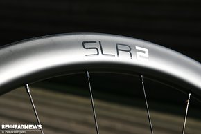 Der Giant SLR2 42 Disc ist ein Aero-Carbon-Laufradsatz für unter 1.000 Euro