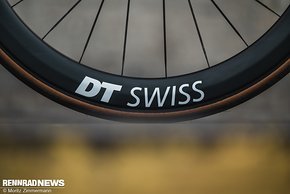 Canyon vertraut auf DT Swiss ARC 1000 DB 50 Laufräder mit Continental GP 5000 S TR Reifen