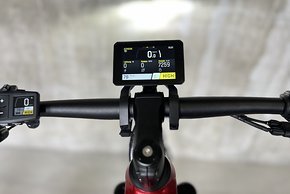 Optional kann auch das Smartphone im FIT E-Bike-System als Display genutzt werden.