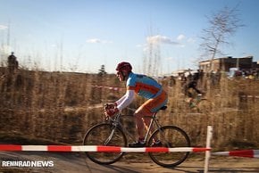 Völlig kaputt fahren konnte man sich beim schon fast traditionellen Cyclocross-Rennen auf der Cyclingworld.