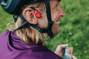 Neue Suunto Wing Knochenschall-Kopfhörer: Für legalen Musikgenuss auf dem  Rad - Rennrad-News