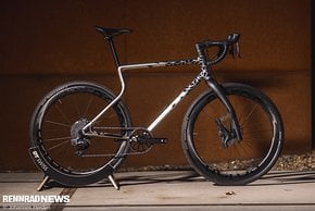 Das Urwahn Gravel Bike Acros EDT hat nicht nur eine markante Optik