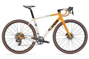 Das Cinelli King Zydeco II ist mehr Race Gravel Bike als das Vorgängermodell.