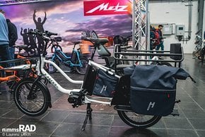 Das E-Packr XL von Metz Mobility kommt mit eigenem Motorsystem und viel Stauraum.