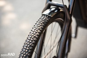 Das Profil sieht vielversprechend aus und lässt die MTB-Expertise von Maxxis deutlich erkennen.