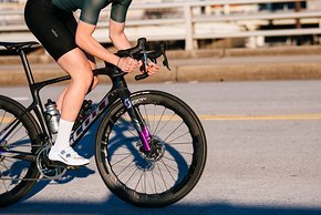 Die Zipp 454 NSW sind absolute High-End-Laufräder für ambitionierte Sportler.