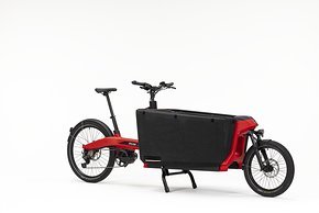 Das Cargobike von Toyota und Douze Cycles kann entweder mit Alu-Transportbox oder ohne genutzt werden.