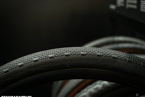 Ebenfalls neu und schlicht und günstig ist der Pirelli Cinturato All Road