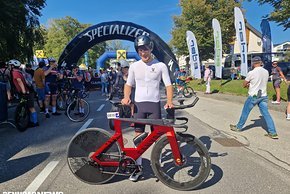 Kleine Umbaumaßnahmen am Bike und passende Bekleidung für die Zeitenhatz.