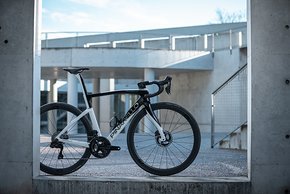 Mit der geschwungenen Onda Gabel  hat Pinarello eine Art Markenzeichen geschaffen